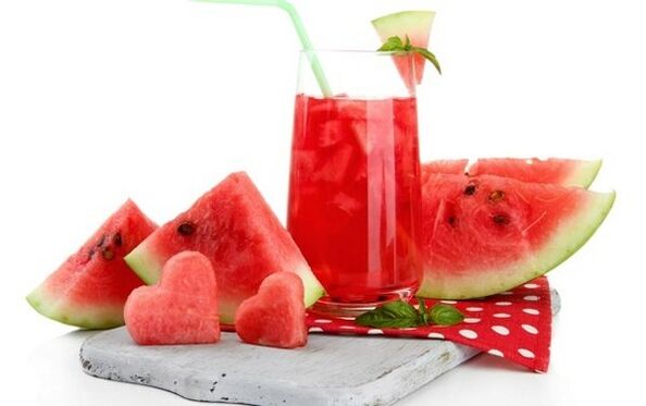 Wassermelonensaft und Wassermelone zur Gewichtsreduktion